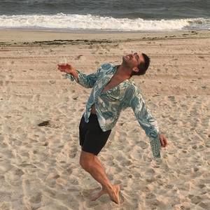 Meet your Posher, Martin